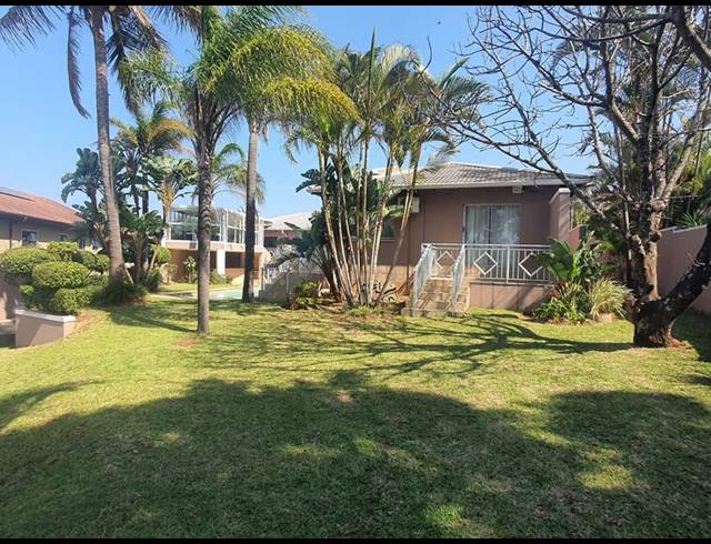 4 BEDROOM HOUSE FOR SALE IN UMHLANGA CENTRAL